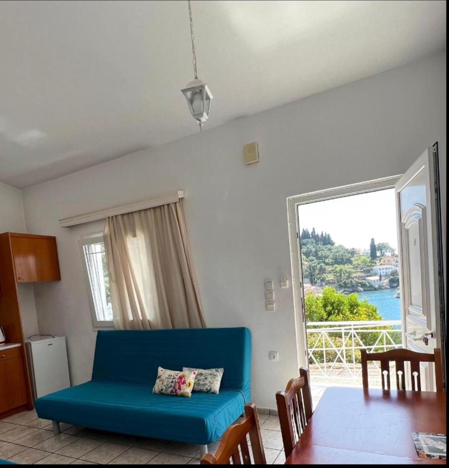 Aronis Spyros Panoramic Seaview Apartments Longós Værelse billede